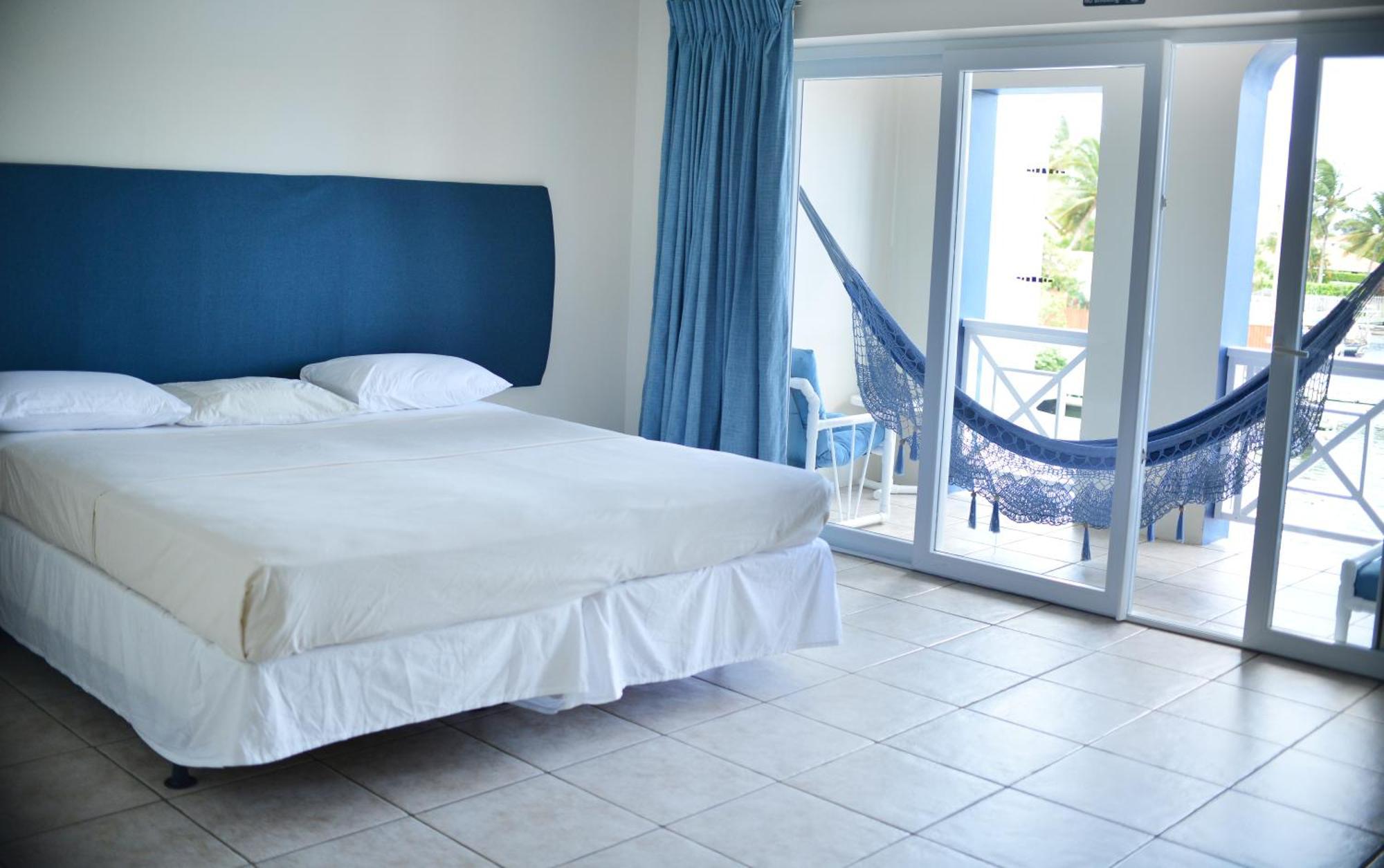 Aparthotel The Harbour Rodney Bay Esterno foto