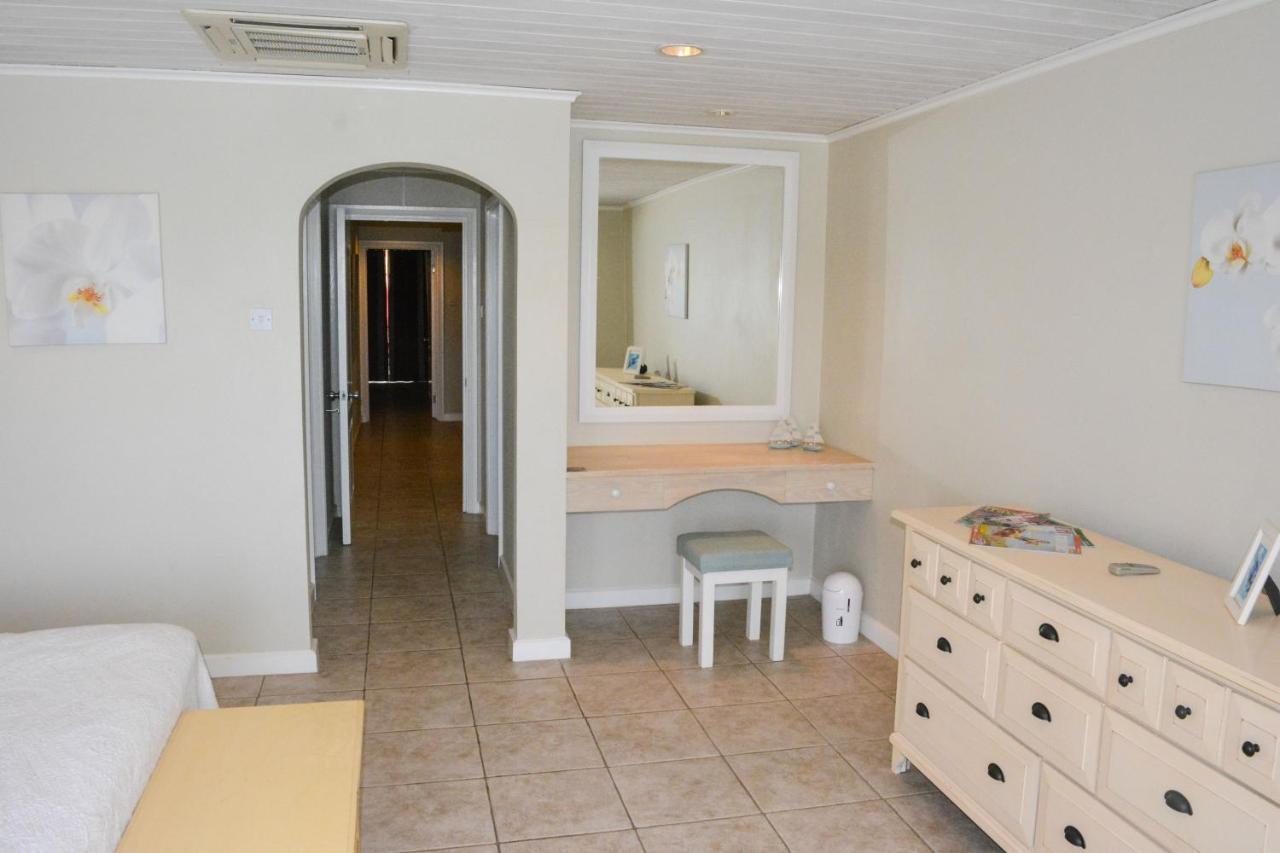 Aparthotel The Harbour Rodney Bay Esterno foto